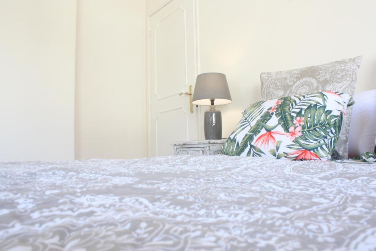 Petunia - Guest House กาชไกช์ ภายนอก รูปภาพ