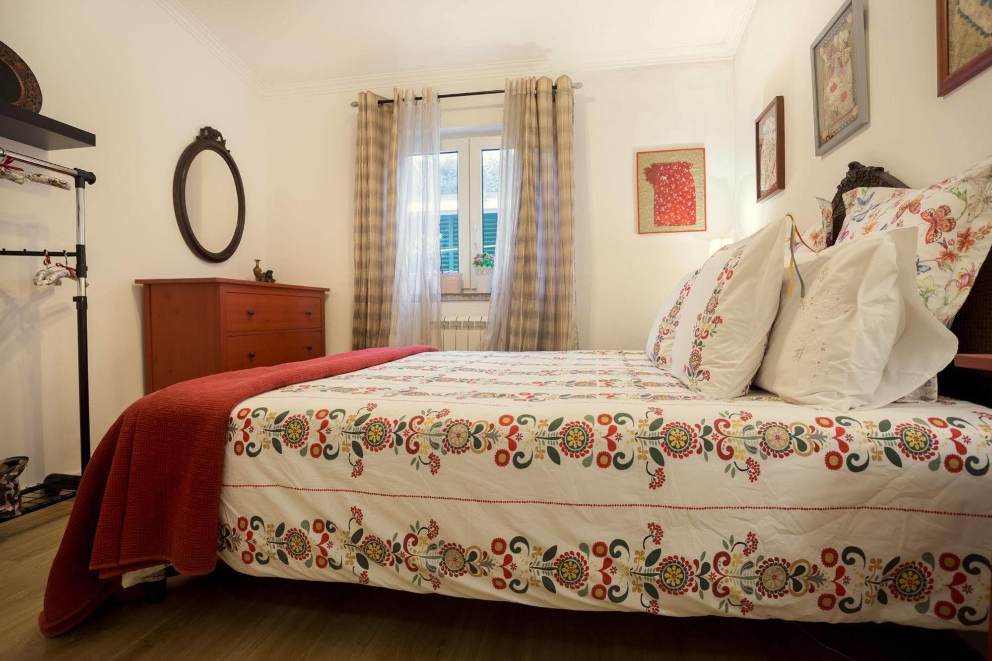 Petunia - Guest House กาชไกช์ ภายนอก รูปภาพ